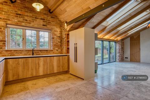3 bedroom detached house to rent, Walton Road, Wetherby, LS22