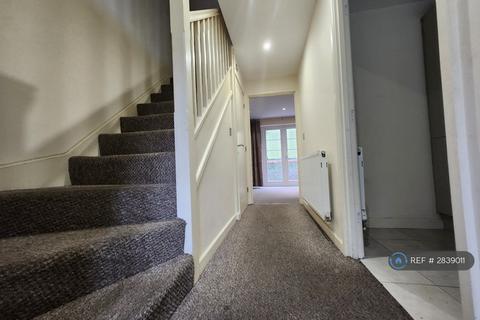 undefined, Kingswood Court, Luton, LU1