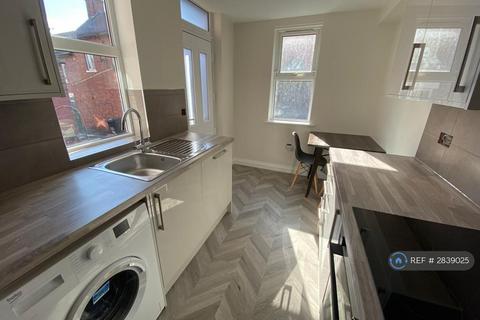 1 bedroom flat to rent, Winston Gardens, Leeds, LS6