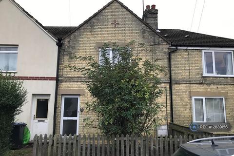 3 bedroom terraced house to rent, New Barns Avenue, Ely, CB7