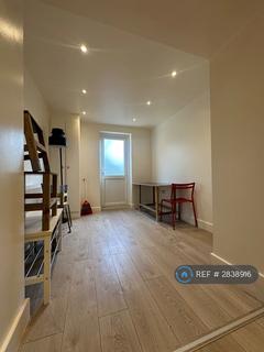 undefined, Endwell Road, London, SE4