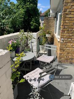 2 bedroom flat to rent, William Brown Court, London, SE27