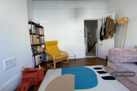 undefined, Beatty Road, London, N16