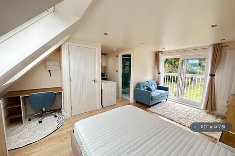 undefined, Underwood Road, High Wycombe, HP13
