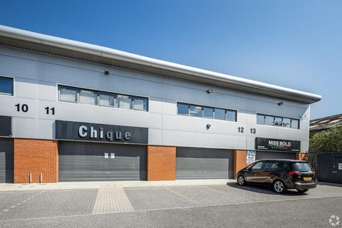 Showroom for sale, Broughton St Manchester M8 8AN