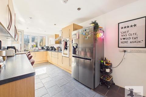 4 bedroom terraced bungalow for sale, Heol y Wylan, Aberporth, Cardigan