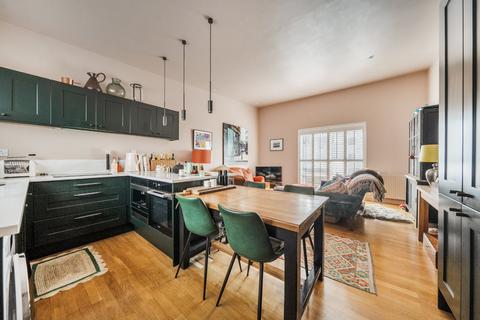 undefined, Shakespeare Terrace, Lower Richmond Road, Richmond, Surrey