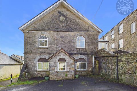 undefined, 'Charming Maisonette with Stove & Allocated Parking'