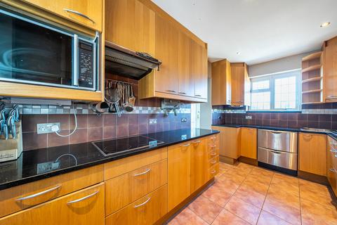 undefined, Woodside Road, West Purley