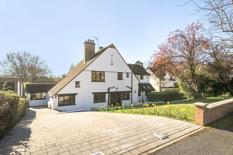 5 bedroom detached house for sale, Manor Way, West Purley