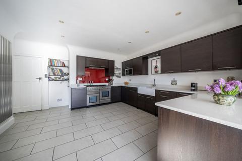 5 bedroom detached house for sale, Manor Way, West Purley