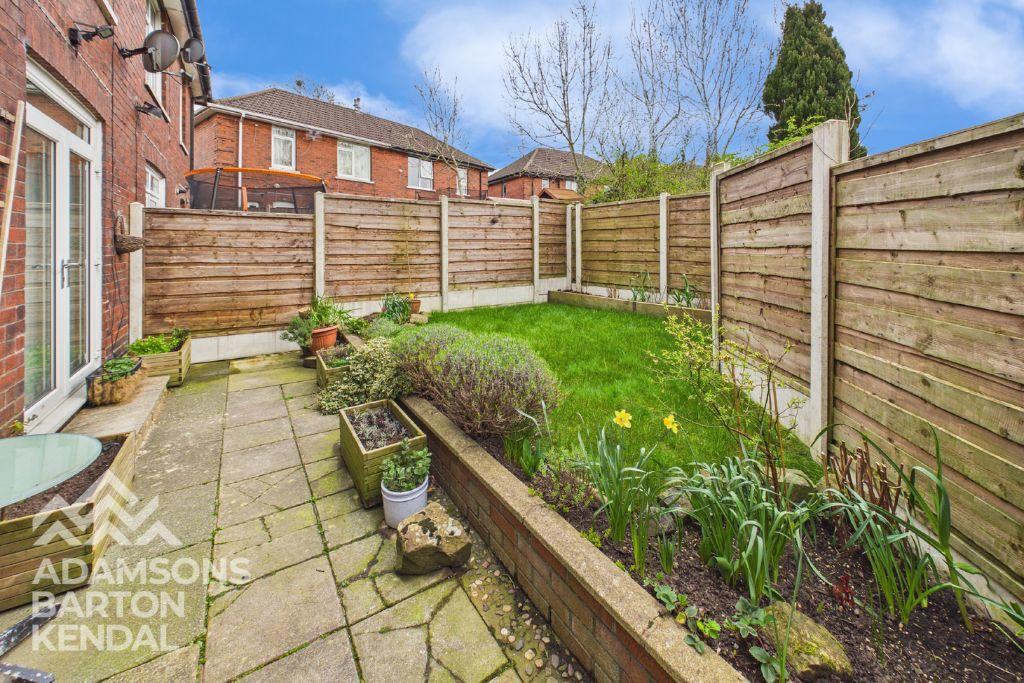 Photo 17