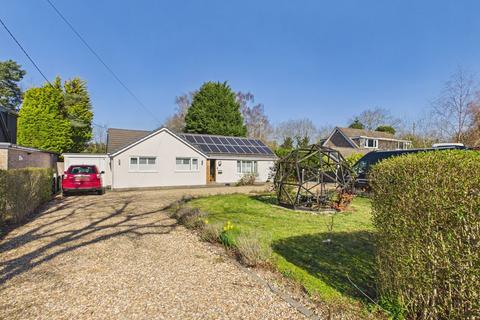 3 bedroom detached bungalow for sale, 90 Witham Road, Woodhall Spa