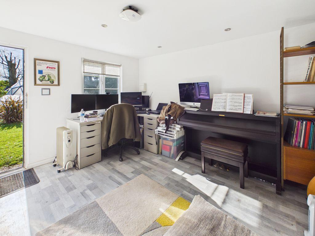 Office/Studio