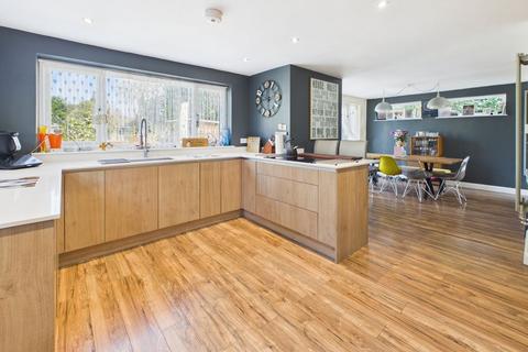 3 bedroom detached bungalow for sale, 90 Witham Road, Woodhall Spa