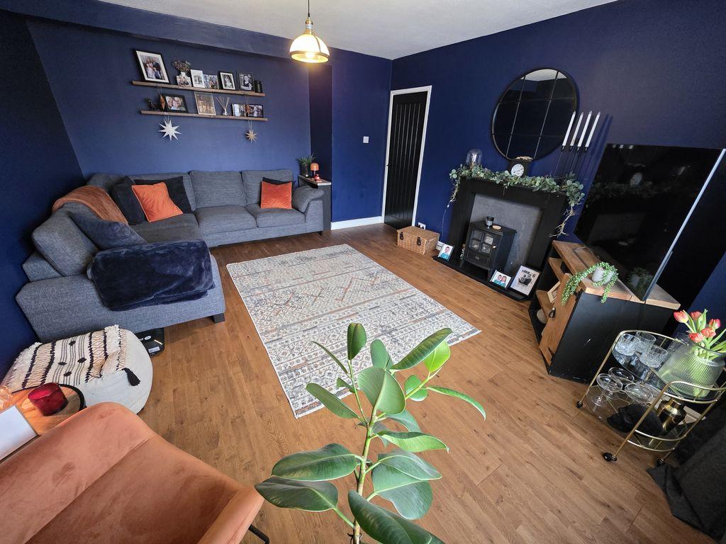 Lounge Additional