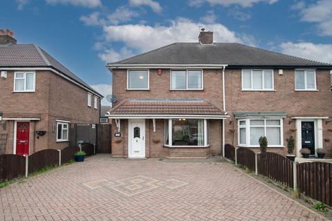 3 bedroom semi-detached house for sale, Kent Road, Wednesbury