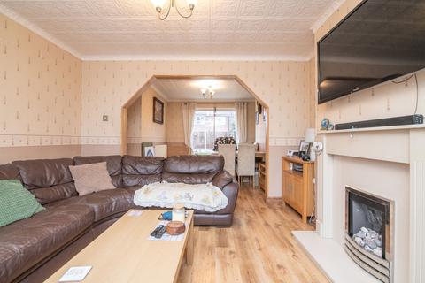 3 bedroom semi-detached house for sale, Kent Road, Wednesbury