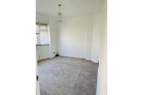 2 bedroom maisonette for sale, Godstone Road, Whyteleafe, CR3