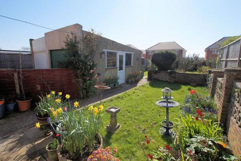 3 bedroom semi-detached house for sale, Romsey Avenue, Fareham PO16