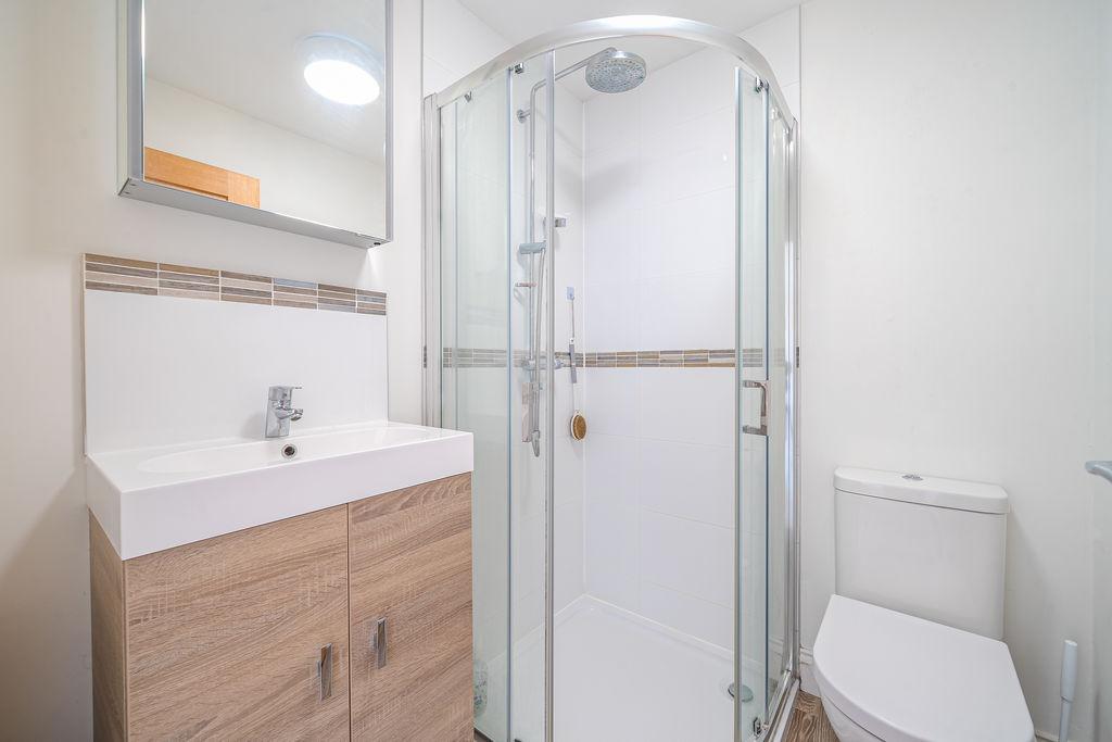 En Suite To Bedroom