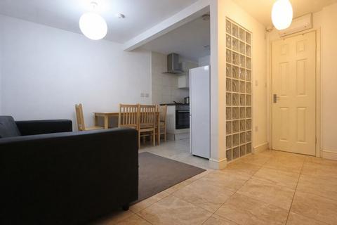 2 bedroom flat to rent, 2 bedroom flat - Finchley N12