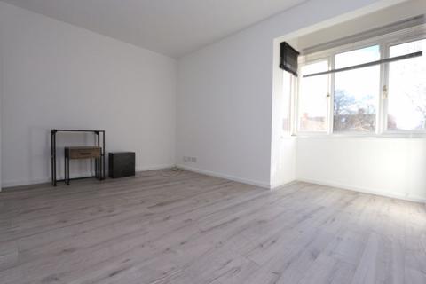 1 bedroom flat to rent, Pycroft Way, N9