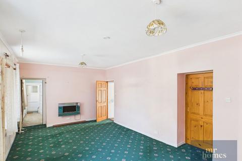 4 bedroom terraced house for sale, Twyncarn Road, Cross Keys, Newport, NP11