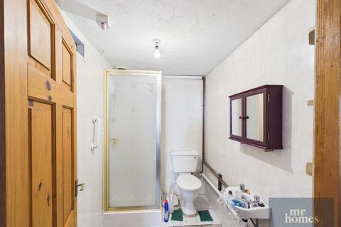 4 bedroom terraced house for sale, Twyncarn Road, Cross Keys, Newport, NP11