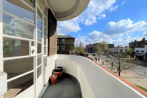 Du Cane Court, Balham High Road Balham SW17 7JJ