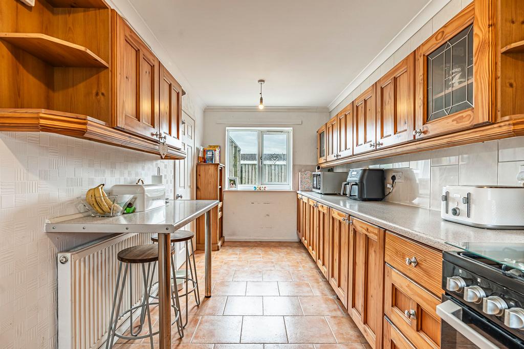 Kitchen/ Breakfast Room