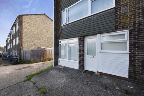 undefined, Hollows Close, Harnham               *NO ONWARD CHAIN*