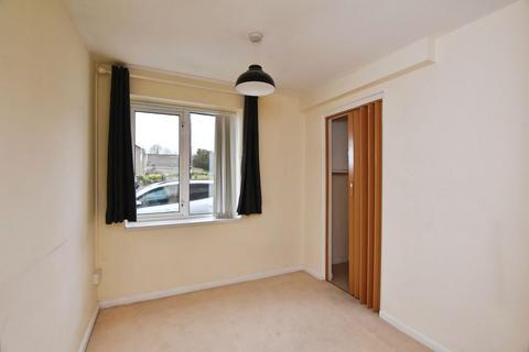 undefined, Hollows Close, Harnham               *NO ONWARD CHAIN*