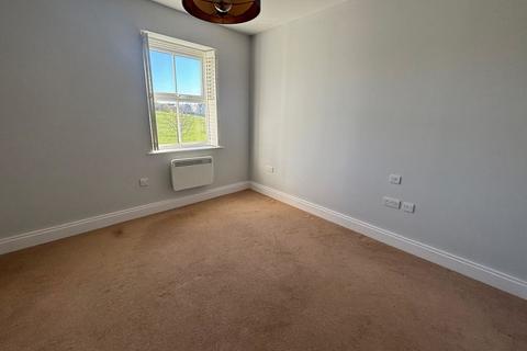 1 bedroom flat to rent, Beaumont Drive,