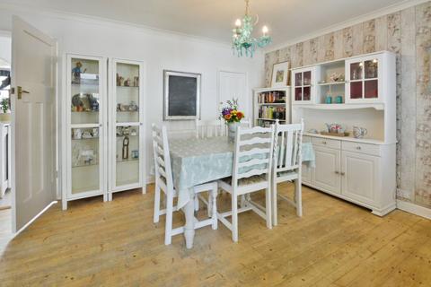undefined, Whitby Grove, Rodborne Cheney, Swindon
