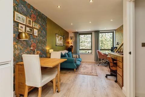 1 bedroom flat for sale, Victoria Bridge Road, Bath