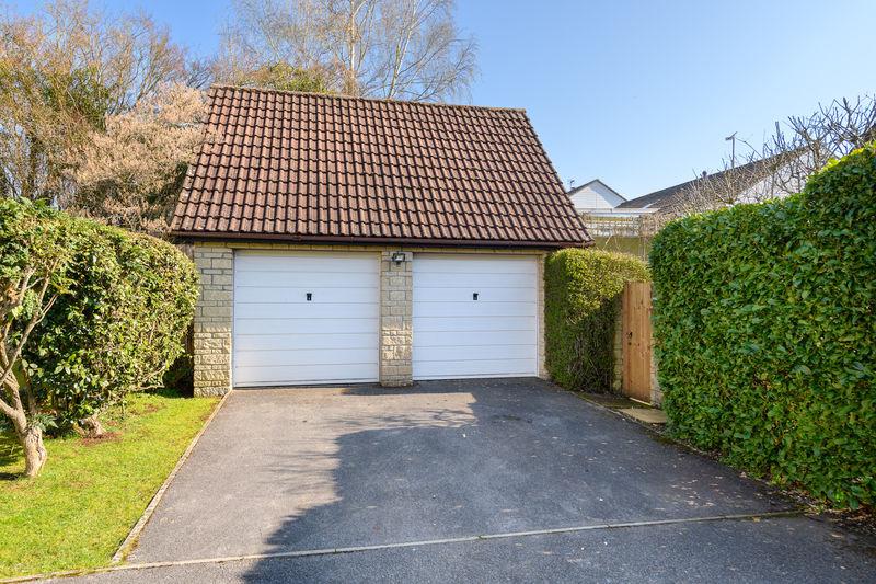 Double Garage &amp;...