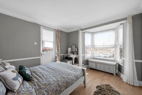 3 bedroom semi-detached house for sale, High Street, Old Portsmouth
