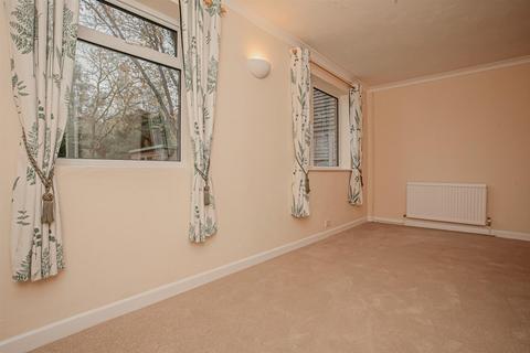 undefined, Drayton Village