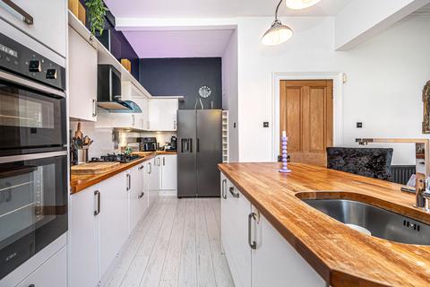 3 bedroom end of terrace house for sale, Bennochy Road, Kirkcaldy