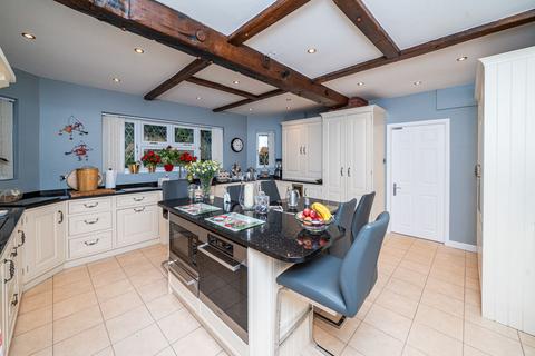 4 bedroom detached house for sale, Bromwich Lane, Pedmore DY9