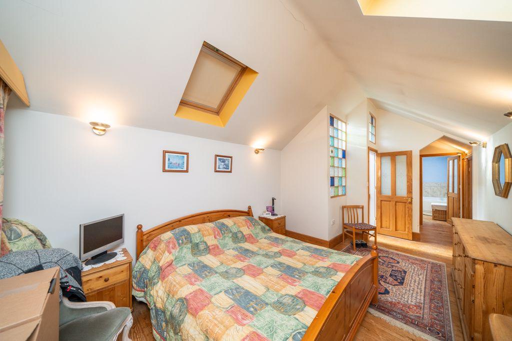 1 st floor bedroom 1