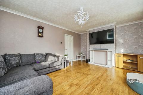 4 bedroom semi-detached house for sale, Plumptre Close, Nottingham, NG16