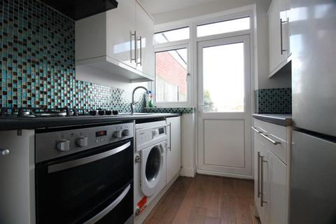 undefined, Oakleigh Road, Uxbridge