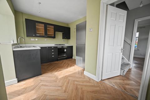 2 bedroom semi-detached house for sale, Lyndale Drive, Wolverhampton WV11