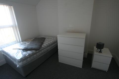 undefined, Princes Road, Ellesmere Port, Cheshire. CH65