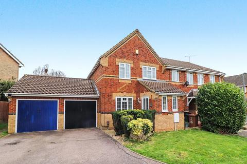 undefined, Augustus Gate, Stevenage, Hertfordshire, SG2