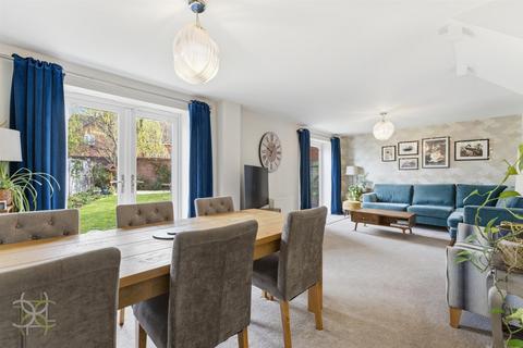 undefined, Gladstone Avenue, Evesham WR11