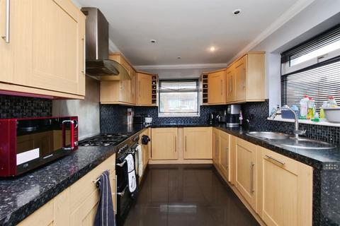 3 bedroom semi-detached house for sale, Sussex Road, York