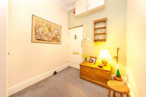 2 bedroom apartment for sale, Trinity Square, Llandudno, Conwy, LL30